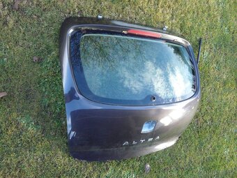 SEAT ALTEA ZADNÍ PÁTÉ DVEŘE - 2