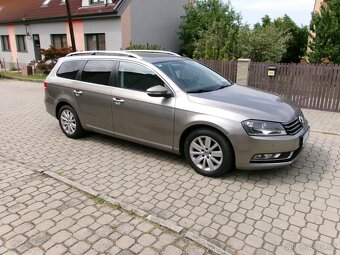 Passat Combi 2,0TDi Comfortline,NAVI, AUT.KLIMA - 2