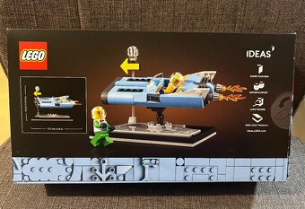 Lego Ideas 40789 Létající auto na Měsíci - 2