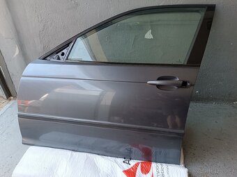 Levé přední dveře BMW E46 - 2