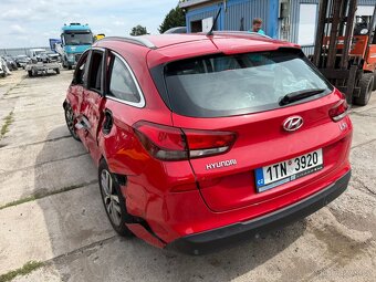 Hyundai i30 combi 1.4i Turbo. 2018 motor start 114TKM - 2