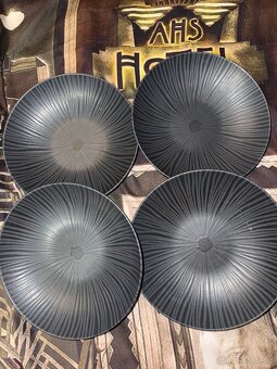 Sada keramickeho nadobi - 2