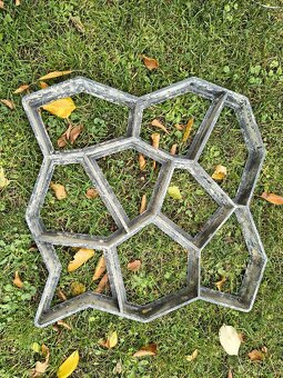 Mistr dlaždic - forma - 2