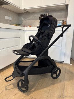 Bugaboo Dragonfly all black - 2