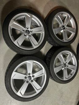 Kompletní sada Audi A3 R18 zimní - 2