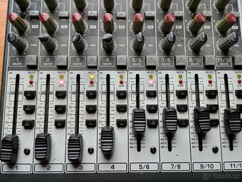 Behringer XENYX 1622FX - 2