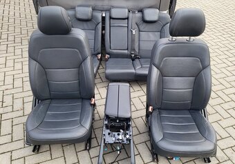 Mercedes GLE sedacky - 2