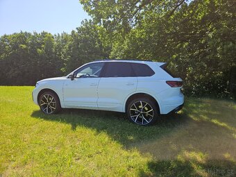 VW TOUAREG R-line 2025 - MAXIMÁLNÍ VÝBAVA - 5 let záruka - 2