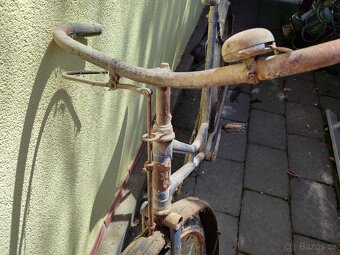 Retro staré kolo stadion - 2