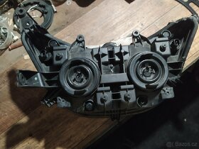 Světlo suzuki v-strom 650 - 2