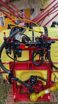 Polní postřikovač HARDI 600l – nesený - 2