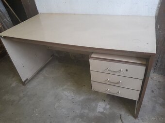 psací stůl se šuplíky - 2