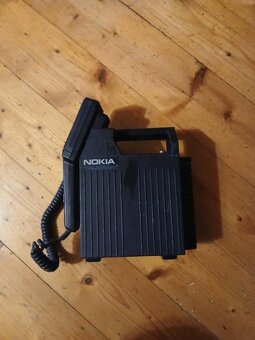 Autotelefon Nokia - 2