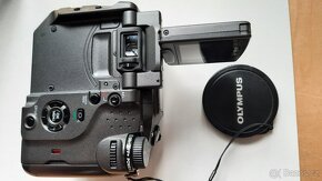 Olympus Camedia C-7070 Wide Zoom - 2