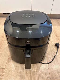 Fritéza horkovzdušná ETA Fritta Digi - 2