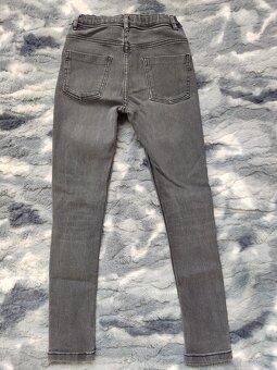 Dívčí kalhoty. - 2