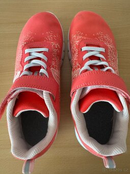 Tenisky Decathlon, vel. 35 - 2