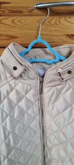 Dámská béžová prošívaná bunda - 2