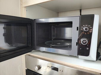 Mikrovlnná trouba Elektrolux - 2