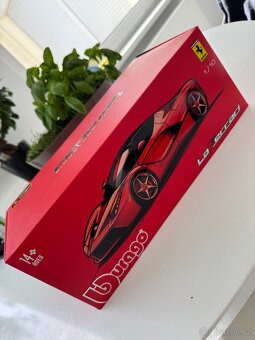 Ferrari autíčko - 2