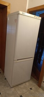 Lednička s mrazákem Zanussi 175 cm - 2