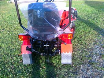traktor Bělorus 132 - 2
