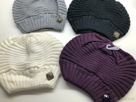 Nová zimní čepice, mix barev, chic jen 60 Kč - 2