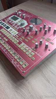 Korg ElecTribe SX (ESX-1) - 2