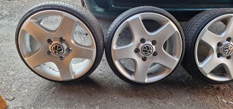 Alu kola touareg 5x130 185/35r17 - 2
