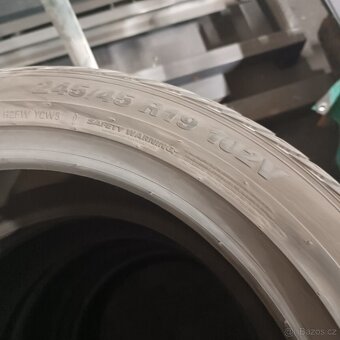 Sada pneu 245/45 R19-102V - 2