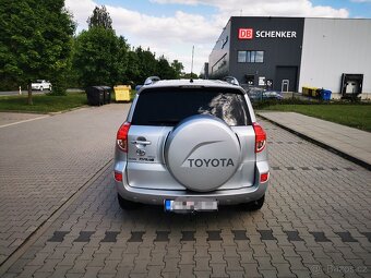Toyota rav4 100kw BEZ KOROZE. 100kw diesel - 2