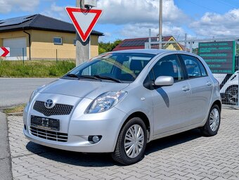 TOYOTA YARIS 1.3VVT-i 64kW EXECUTIVE AUTOMAT - 2
