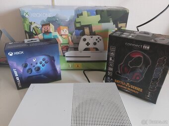 XBOX ONE S --VCETNE SLUCHATEK-- - 2