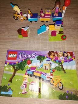 lego friends 41111 - vlak na oslavy - 2