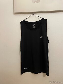 Sportovní tílko Nike - 2