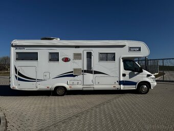 Dethleffs A8000 Iveco 2,8l, teplovodní topení ALDE - 2