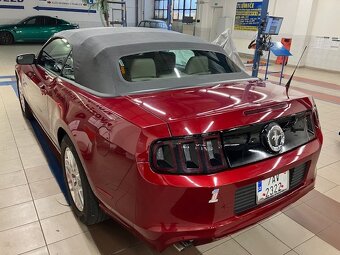 Ford Mustang 3,7 C6 Cabrio - 2