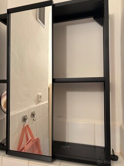 Zrcadlo s poličkami- IKEA - 2
