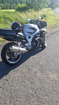 Honda cbr 900rr - 2