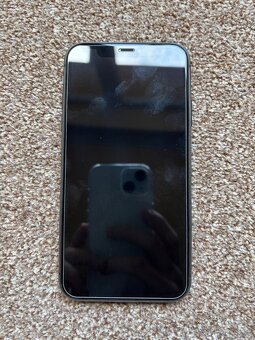 iPhone 11 - 2