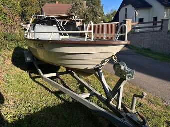 Loď 6m + Motor Yamaha 30Hp + vlek. Vše s TP - 2