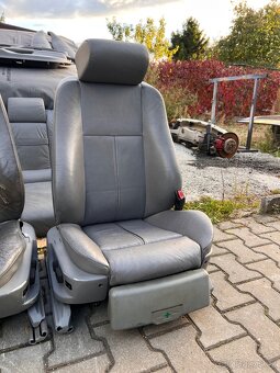 Kompletní interiér bmw e39 touring - 2
