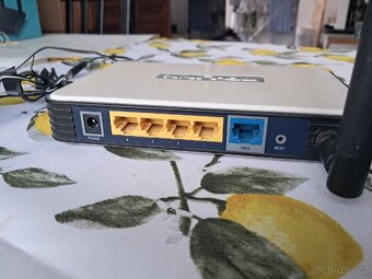 TP Link wifi router - 2