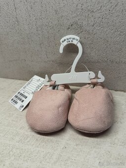 NOVÉ - Růžové dívčí capáčky H&M - 2