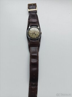 Hodinky Švýcary Arcala - 2