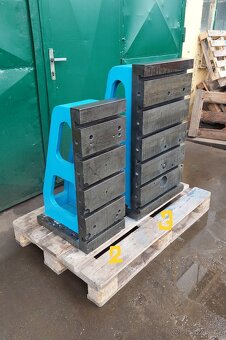 Upínací litinové úhelníky, upínací desky, kostky - 2