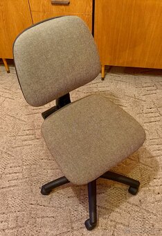 Kancelářská židle - 2