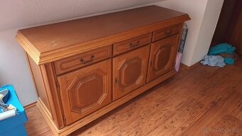 Masivní komoda - 2