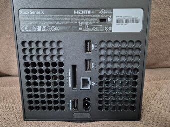 Microsoft Xbox Series X - 2