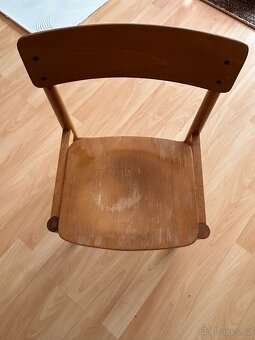 Dětská dřevěná židlička - 2